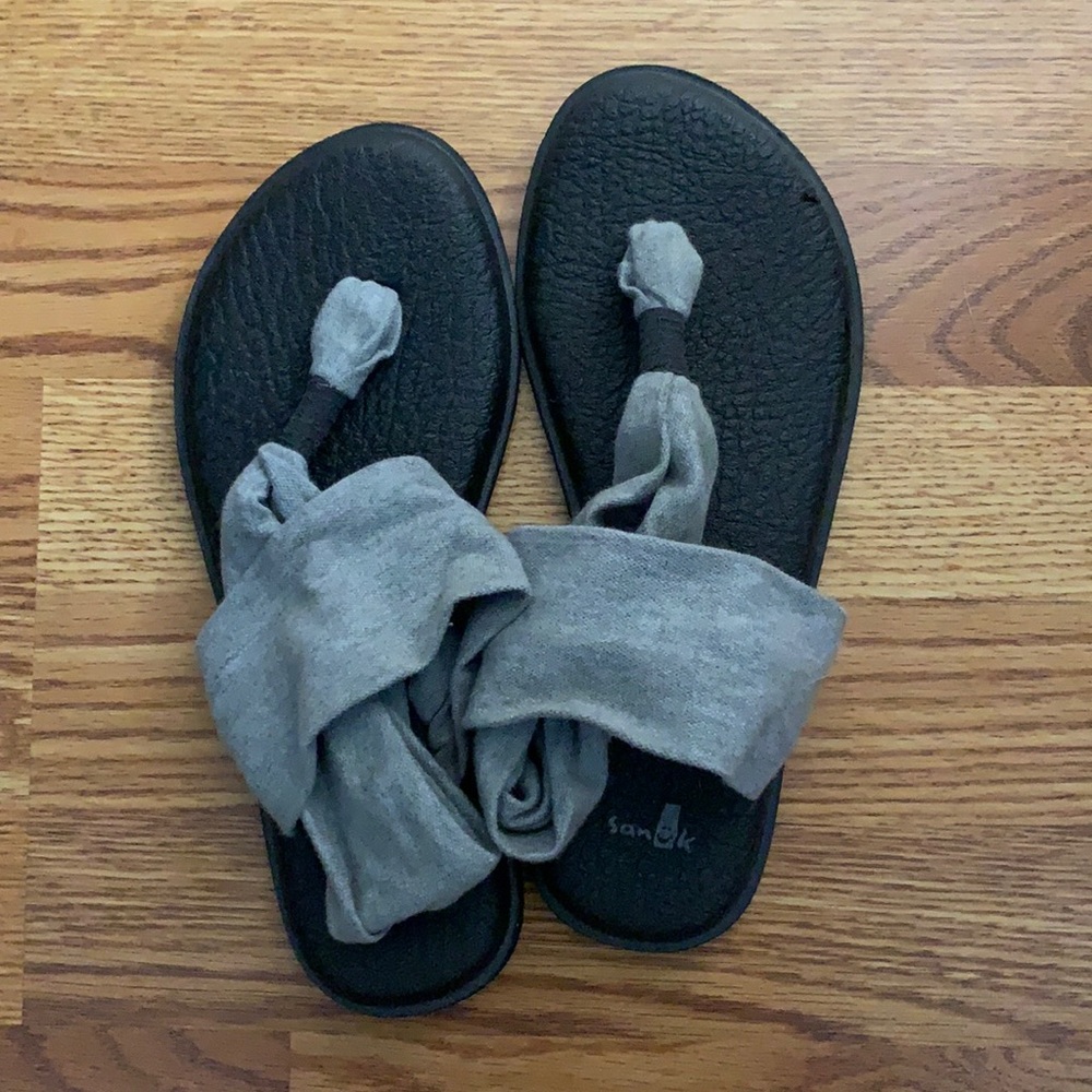 Gray Sanuk yoga mat sandals